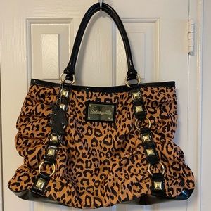 Animal print Betseyville Betsey Johnson shoulder bag